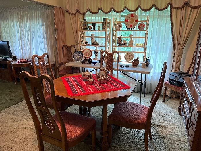World Traveler's Packed Beverly Hills Sale | August 4-6, 2022 | Beverly Hills