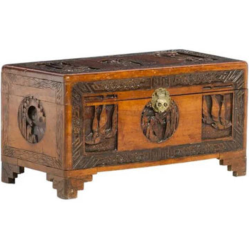 Chests & Trunks