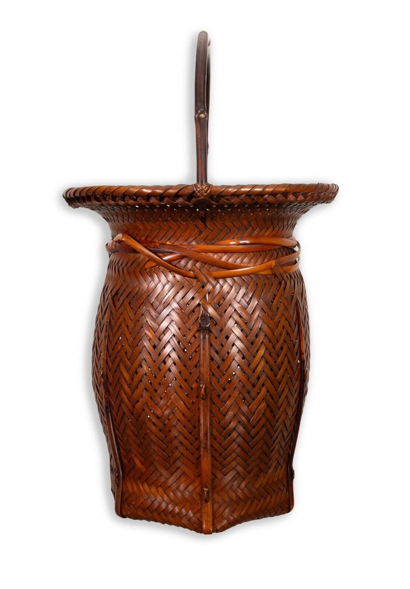 Karamono Style Signed Basket Mid Meiji Period (1868-1912) Bamboo and Rattan