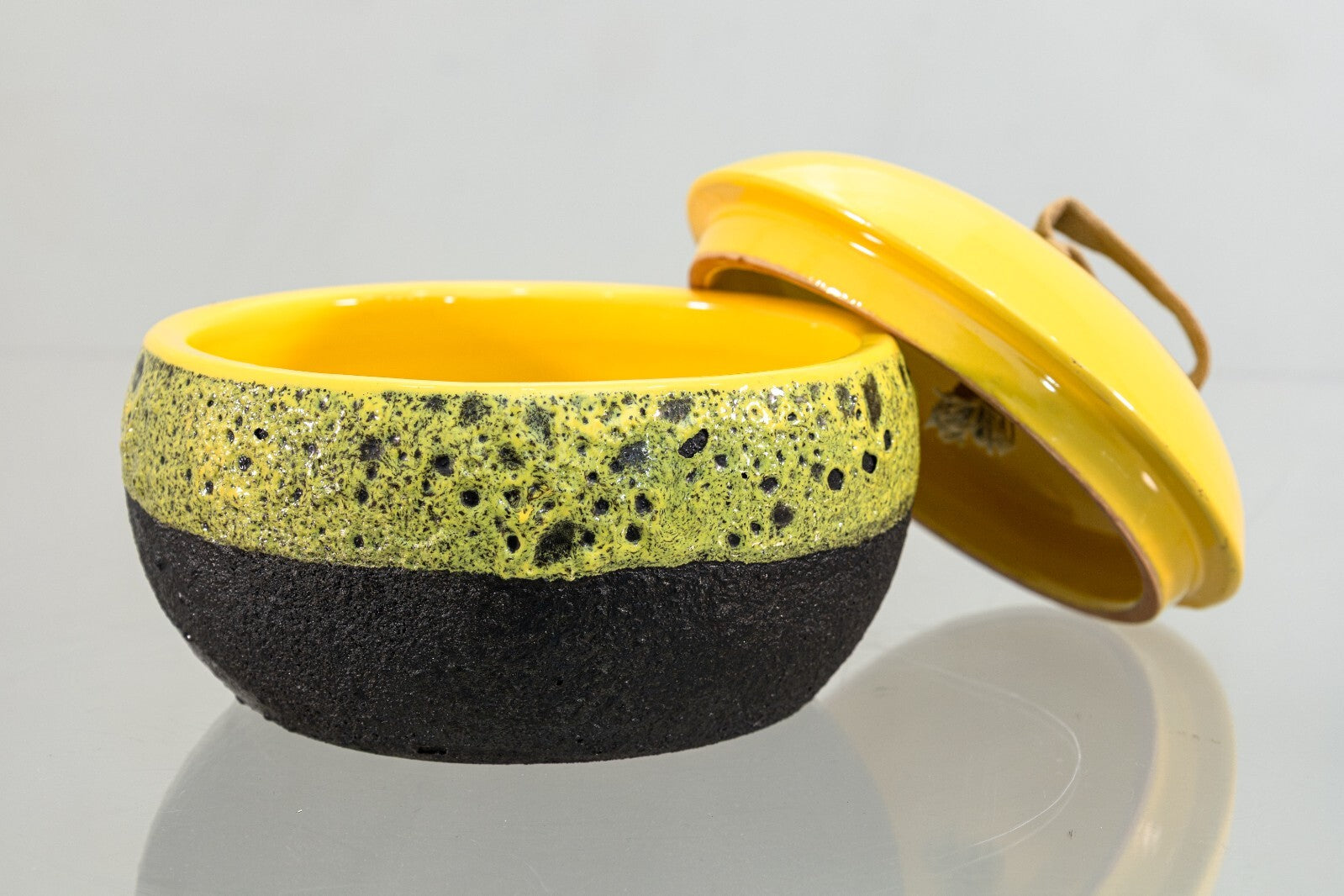 Ceramics, Pottery and Stoneware; Decorative and Sculptural Art