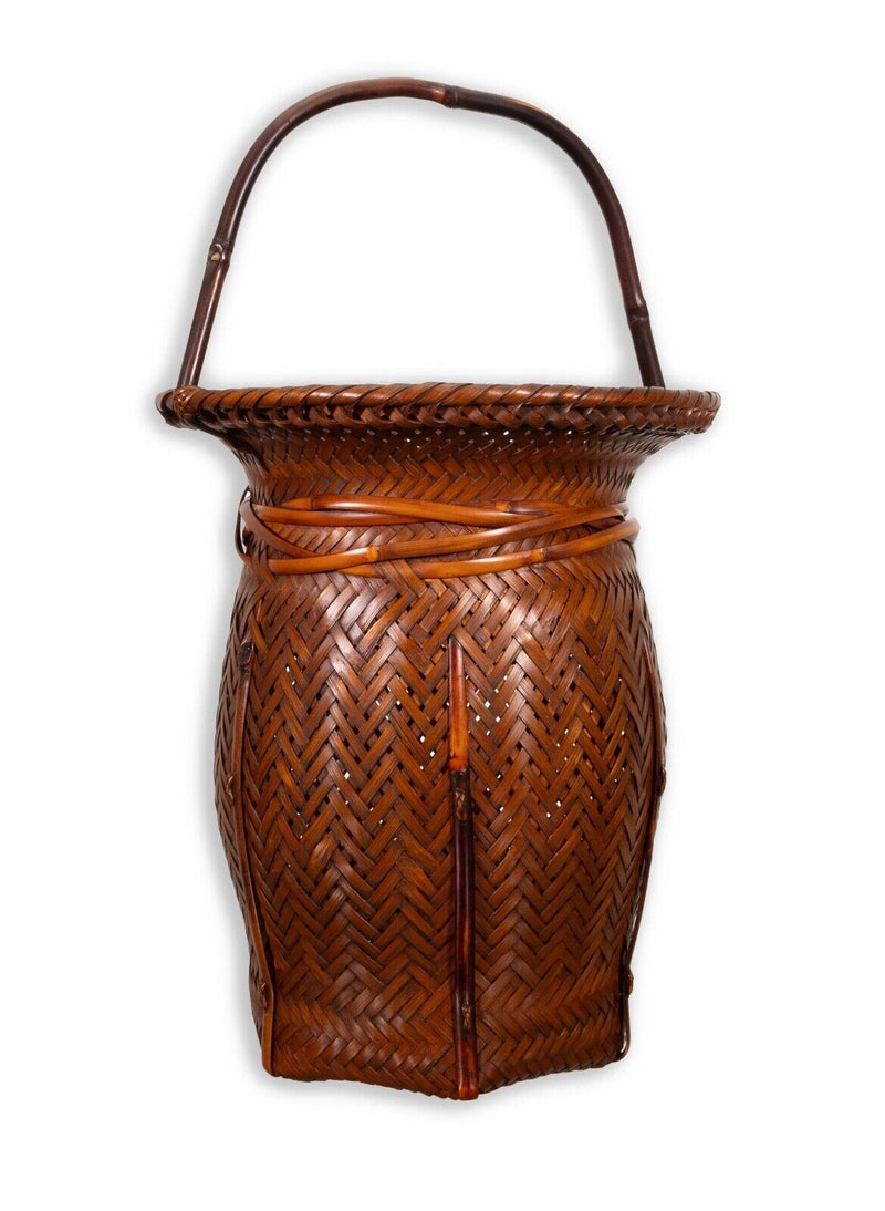 Karamono Style Signed Basket Mid Meiji Period (1868-1912) Bamboo and Rattan