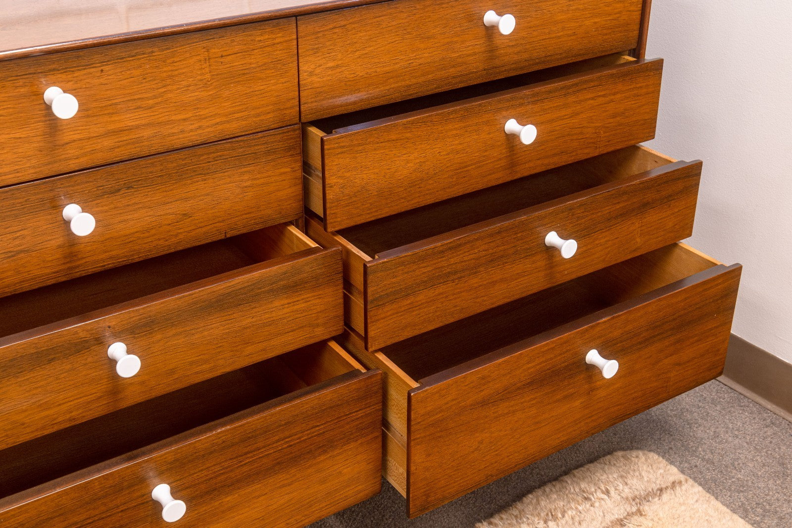 47733903