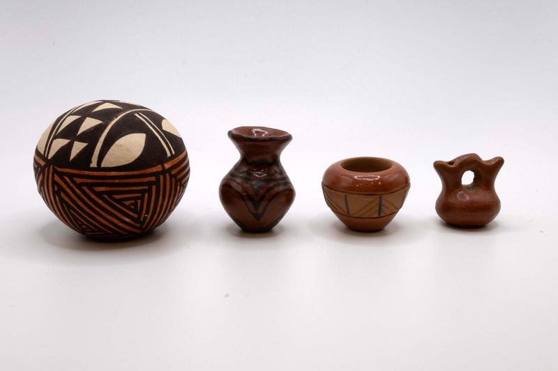 Joyce Leno Acoma Pueblo New Mexico Earthenware Pottery w/ Jeanette Teba Vessels