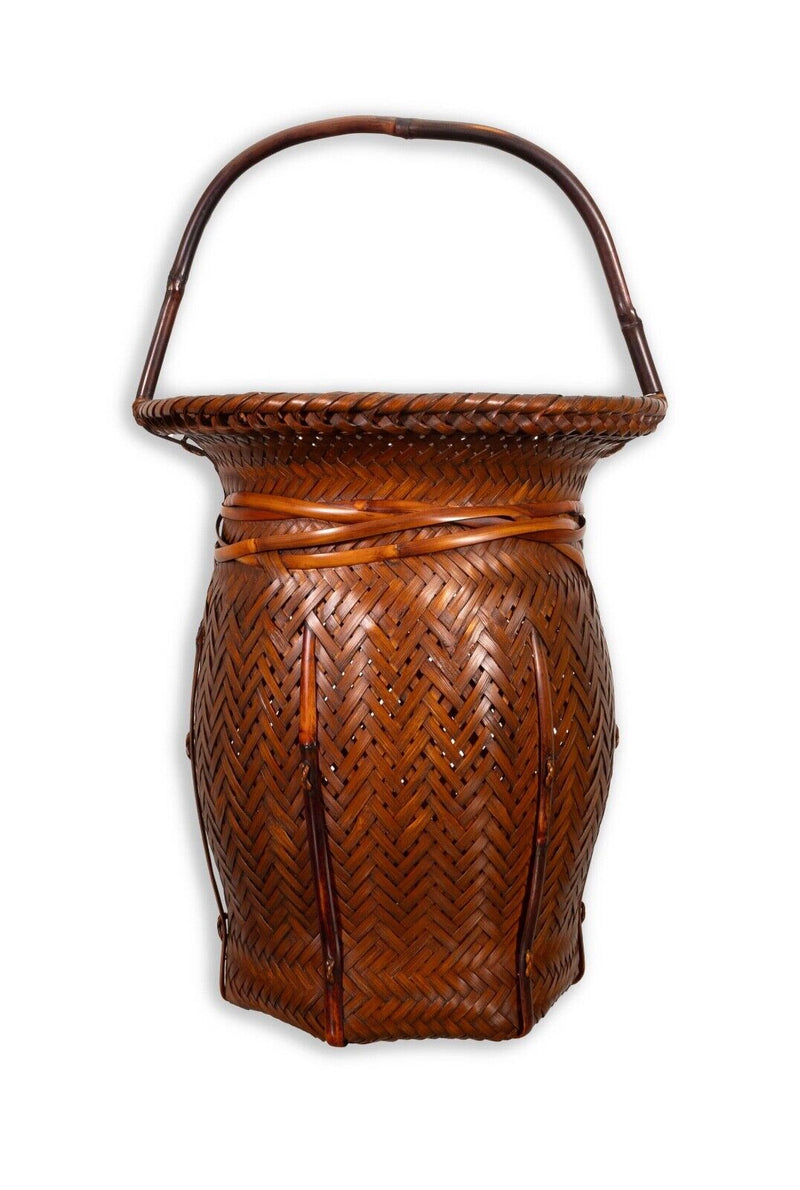 Karamono Style Signed Basket Mid Meiji Period (1868-1912) Bamboo and Rattan