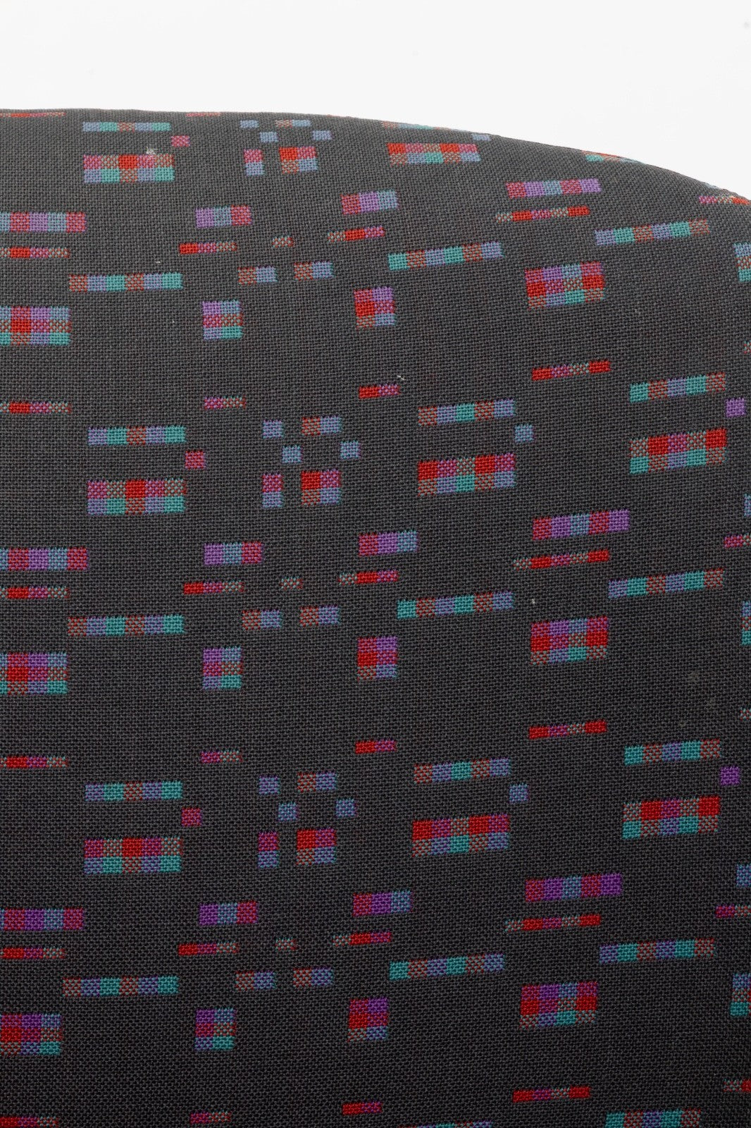 47023887