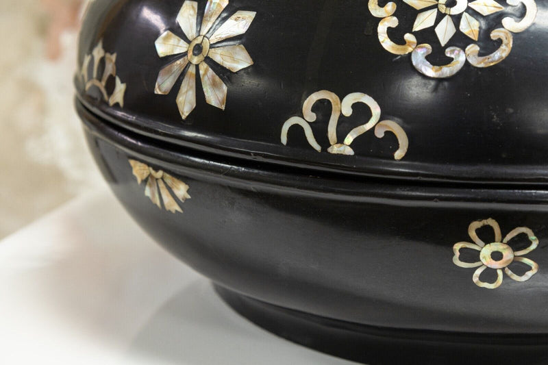 Mother of Pearl Inlay Round Black Wood Decorative Box