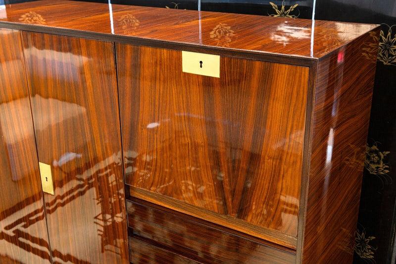 Edmondo Palutari for Vittorio Dassi 1960 Mid Century Modern Sideboard Cabinet