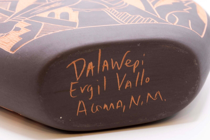 Dalawepi Ergil Vallo Signed Acoma Pueblo New Mexico Carved Earthenware Pottery