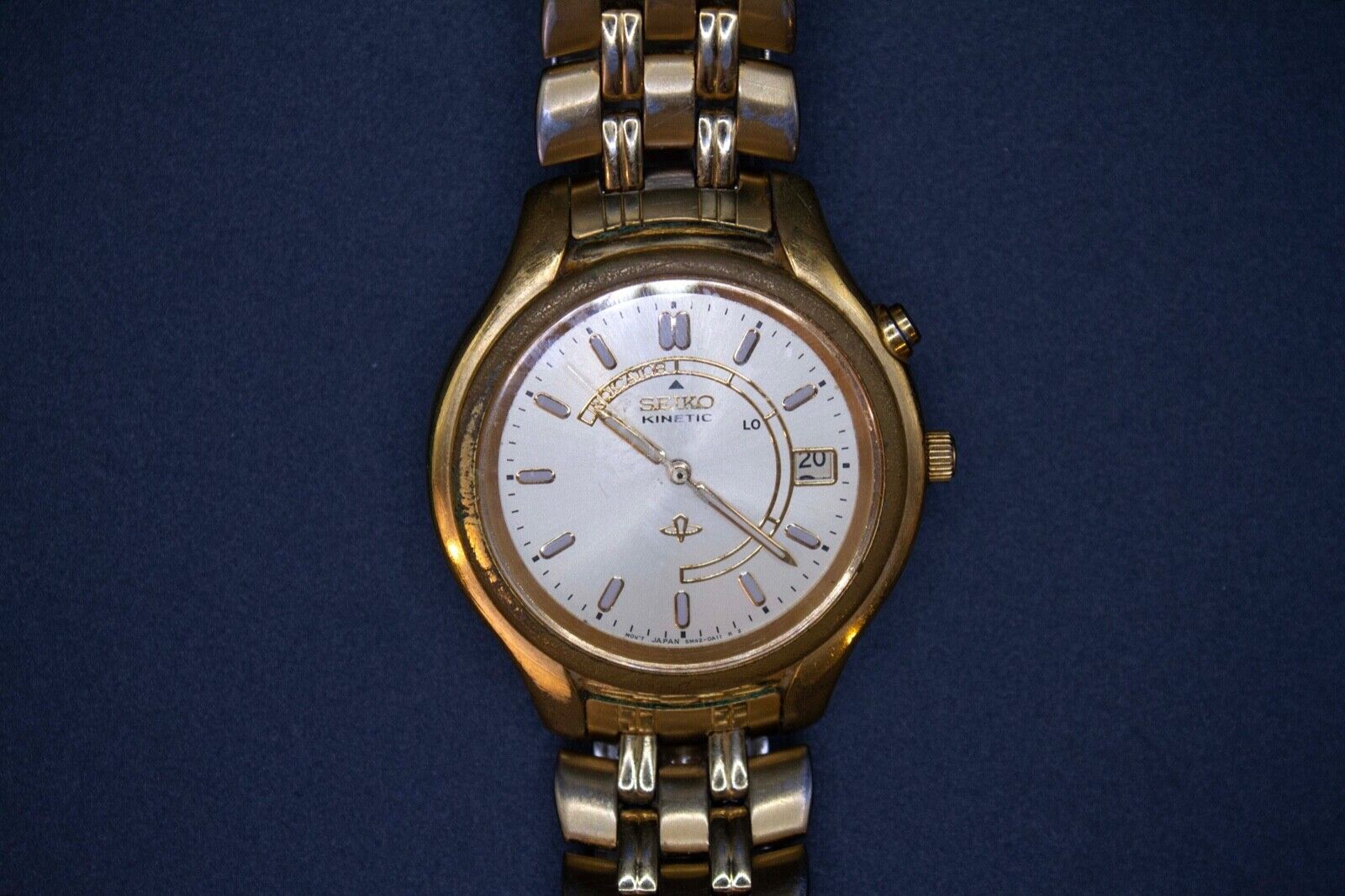 Seiko Kinetic Wristwatch Gold Stainless Steel – Le Shoppe Modern
