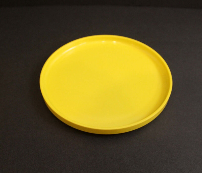 15 Piece Yellow Vignelli Heller Melamine Dinnerware