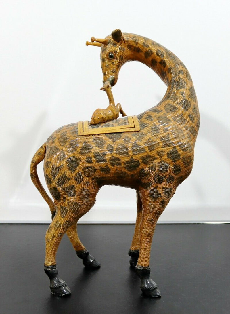 Vintage Woven Chinese Giraffe Asian Style Basket Sculpture