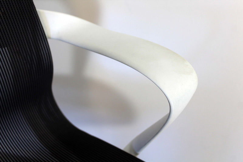 Contemporary Modern Herman Miller Setu White Office Arm Chair