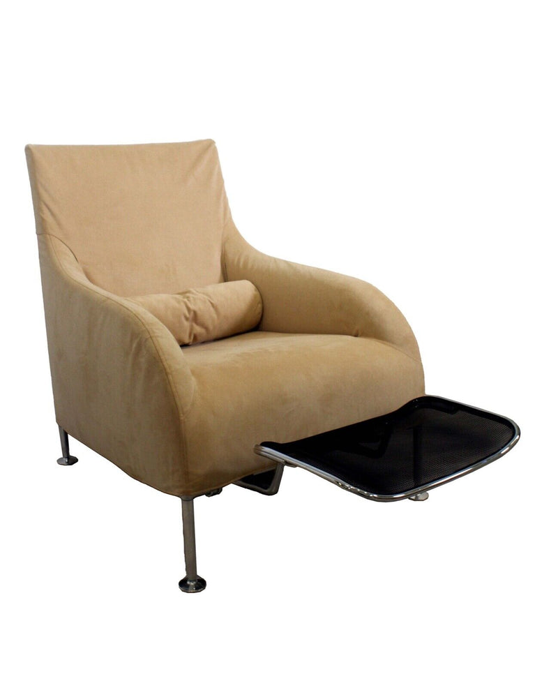 B&B Italia Maxalto Florence by Antonio Citterio Lounge Chair with Mesh Foot Rest