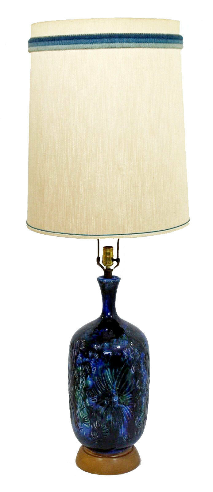 Mid Century Modern Blue Ceramic Fantoni Style Table Lamp w Original Shade Finial